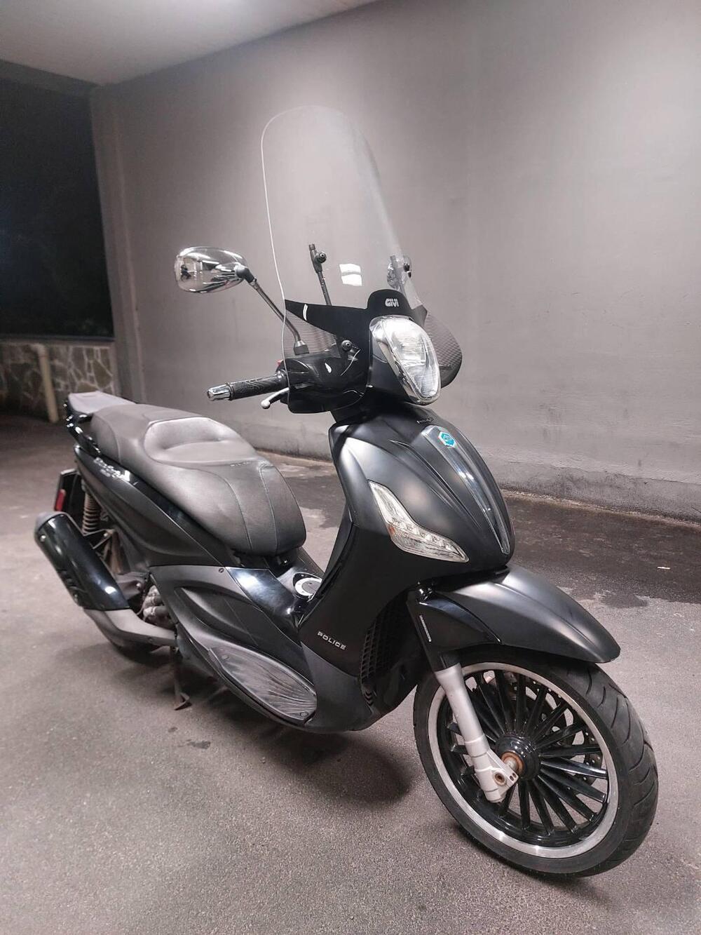 Piaggio Beverly 300 i.e. Police ABS-ASR (2017 - 20)