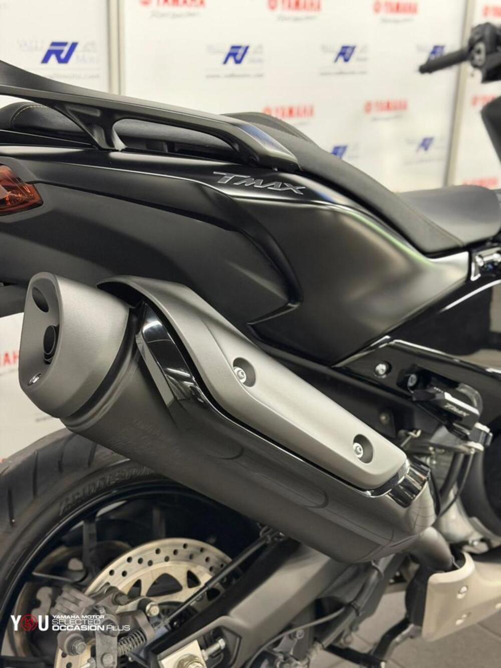 Yamaha T-Max 560 (2022 - 24) (5)