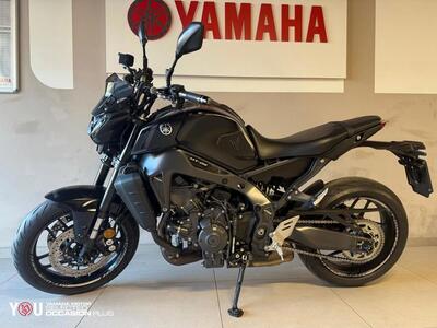 Yamaha MT-09 (2021 - 23) usata