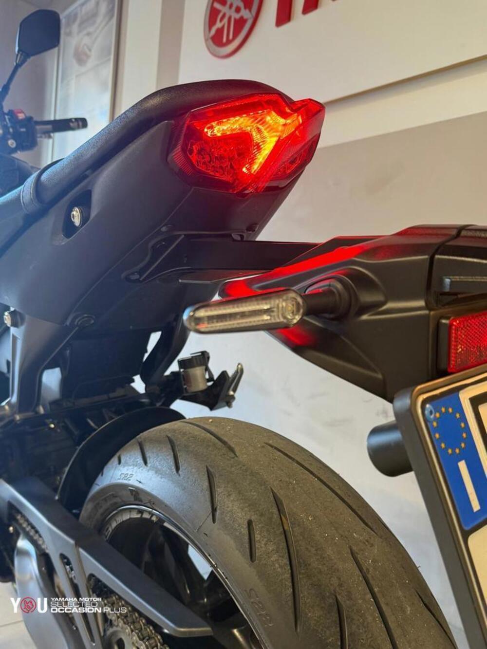 Yamaha MT-09 (2021 - 23) (2)