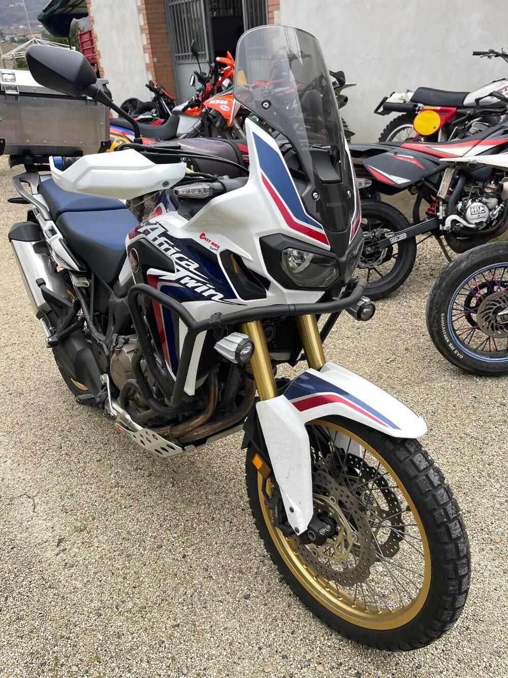 Honda Africa Twin CRF 1000L ABS (2016 - 17) (4)