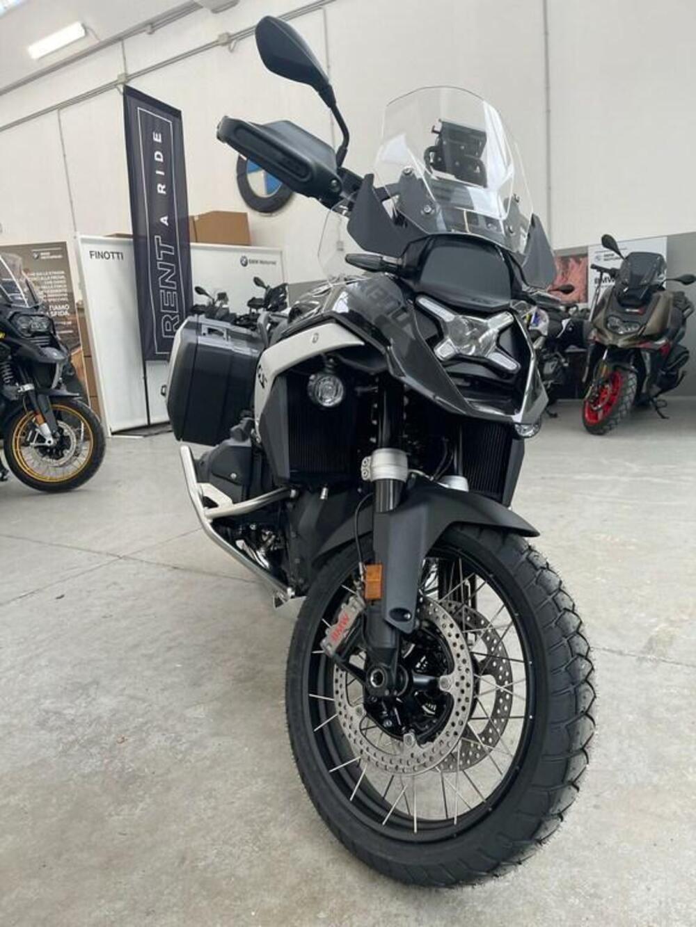 Bmw R 1300 GS (2023 - 26) (4)