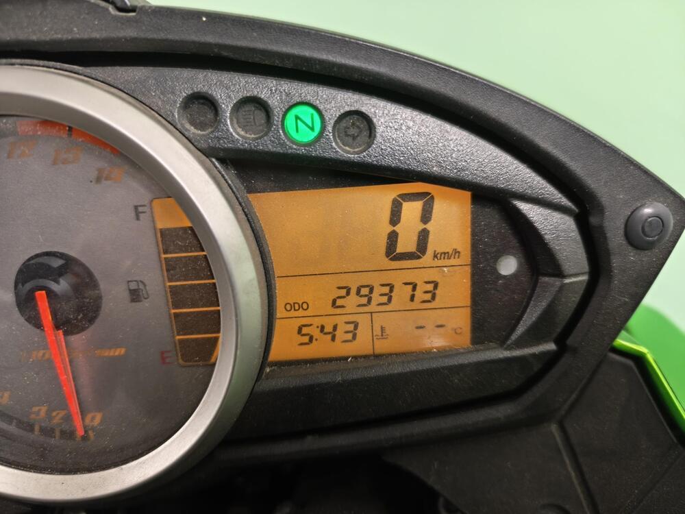 Kawasaki Z 750 (2007 - 14) (6)