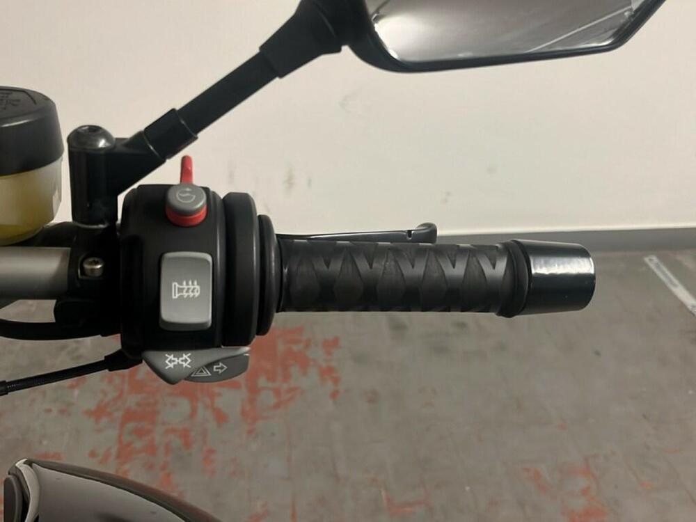 Bmw R 1200 R (2006 - 11) (9)