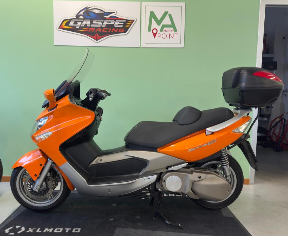 Kymco Xciting 500 (2005 - 06) (2)