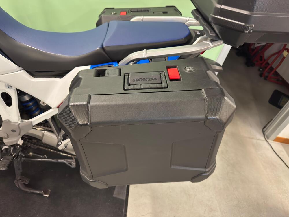 Honda Africa Twin CRF 1100L (2022 - 23) (11)