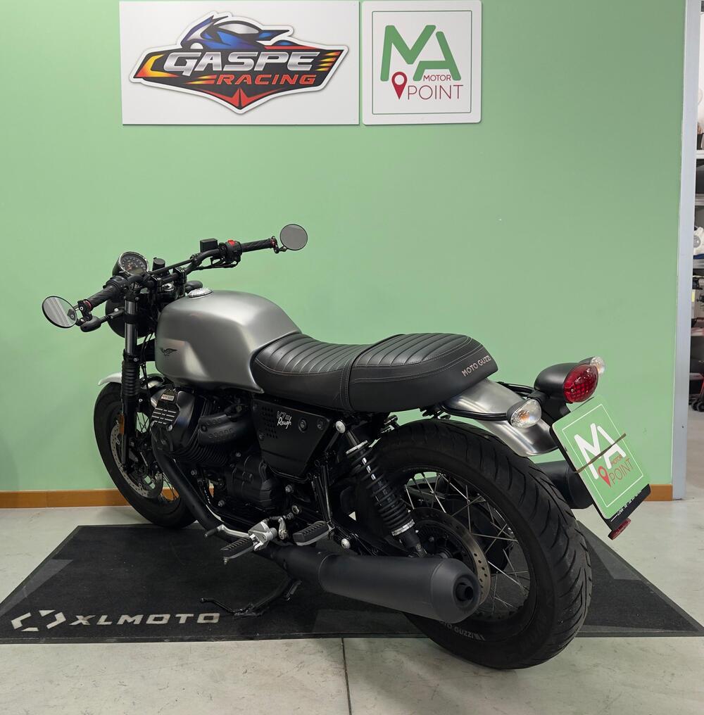 Moto Guzzi V7 III Rough (2018 - 20) (5)