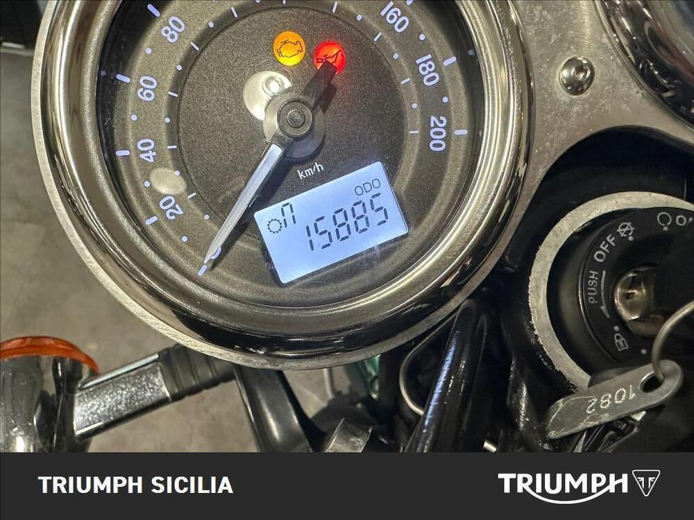 Triumph Bonneville T120 (2016 - 20) (8)