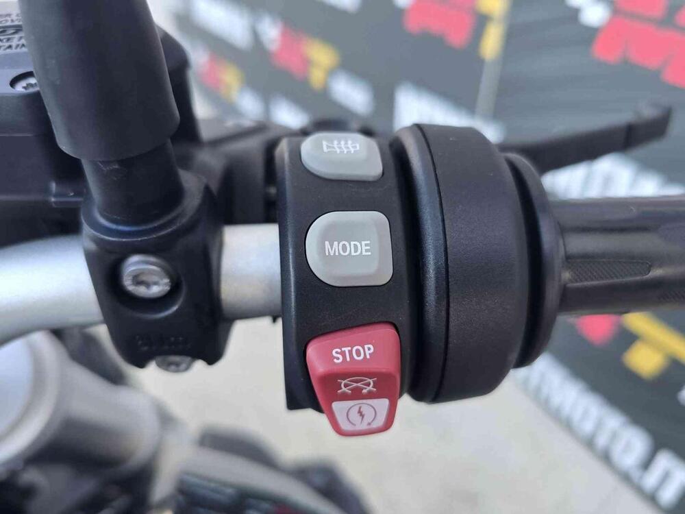 Bmw R 1200 R (2015 - 16) (13)