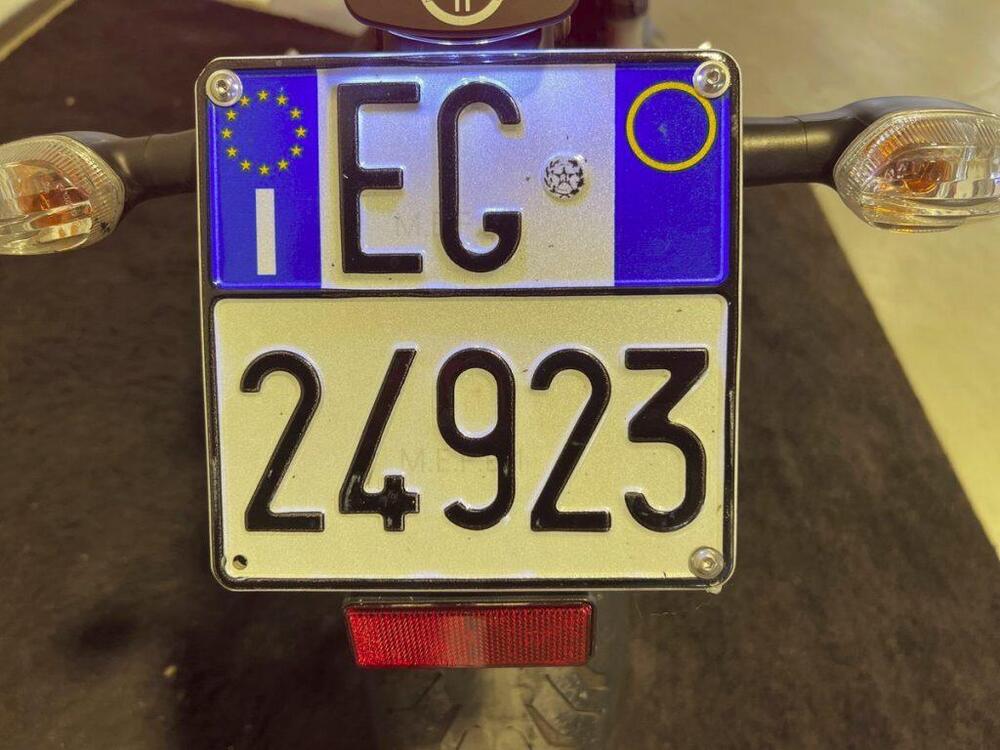 Yamaha XSR 900 ABS 60th Anniversary (2016 - 18) (11)