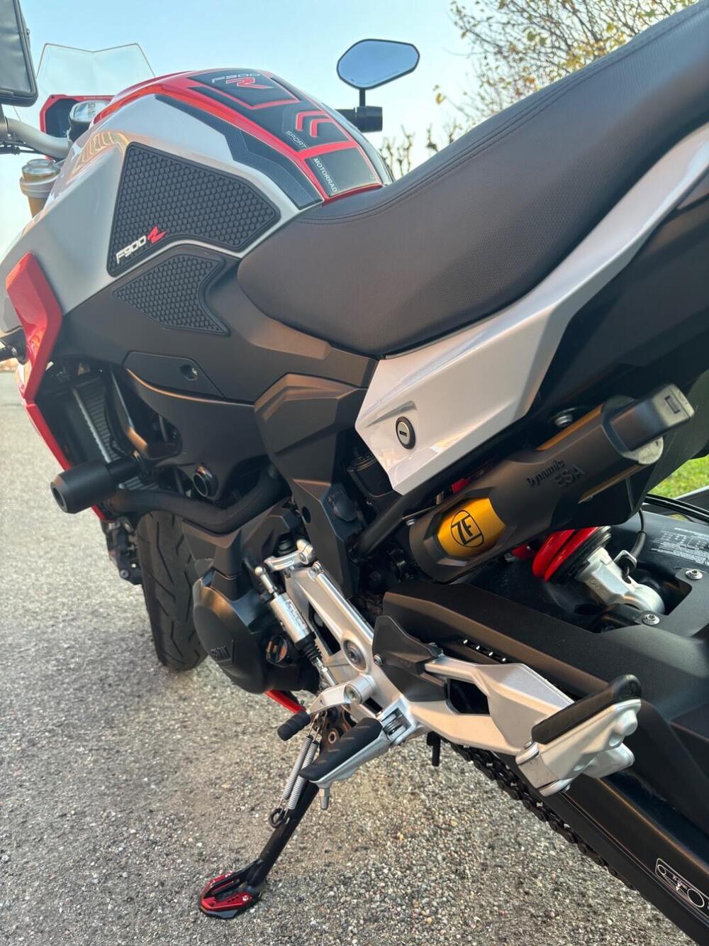 Bmw F 900 R (2021 - 24) (6)