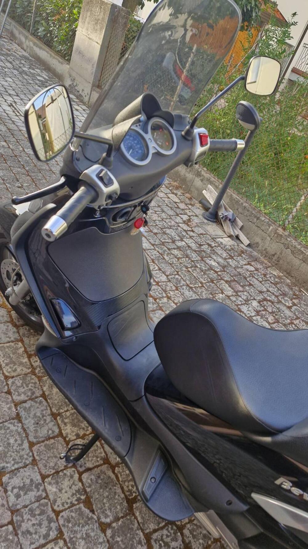 Piaggio Beverly 250 i.e. (2004 - 06) (8)