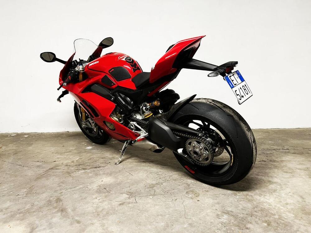 Ducati Panigale V4 S 1100 (2020) (3)