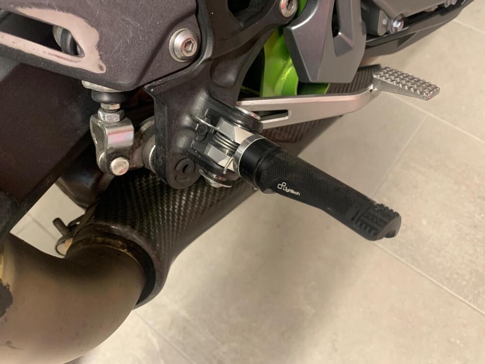 Kawasaki Z 900 (2017 - 18) (4)