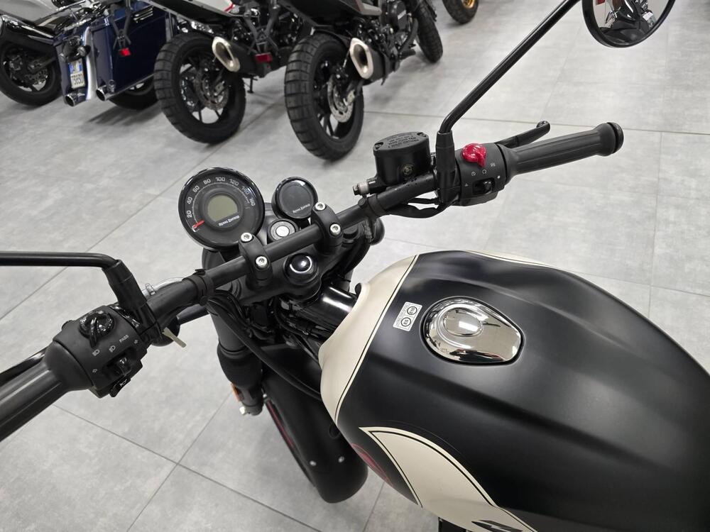 Royal Enfield HNTR 350 (2022 - 26) (3)