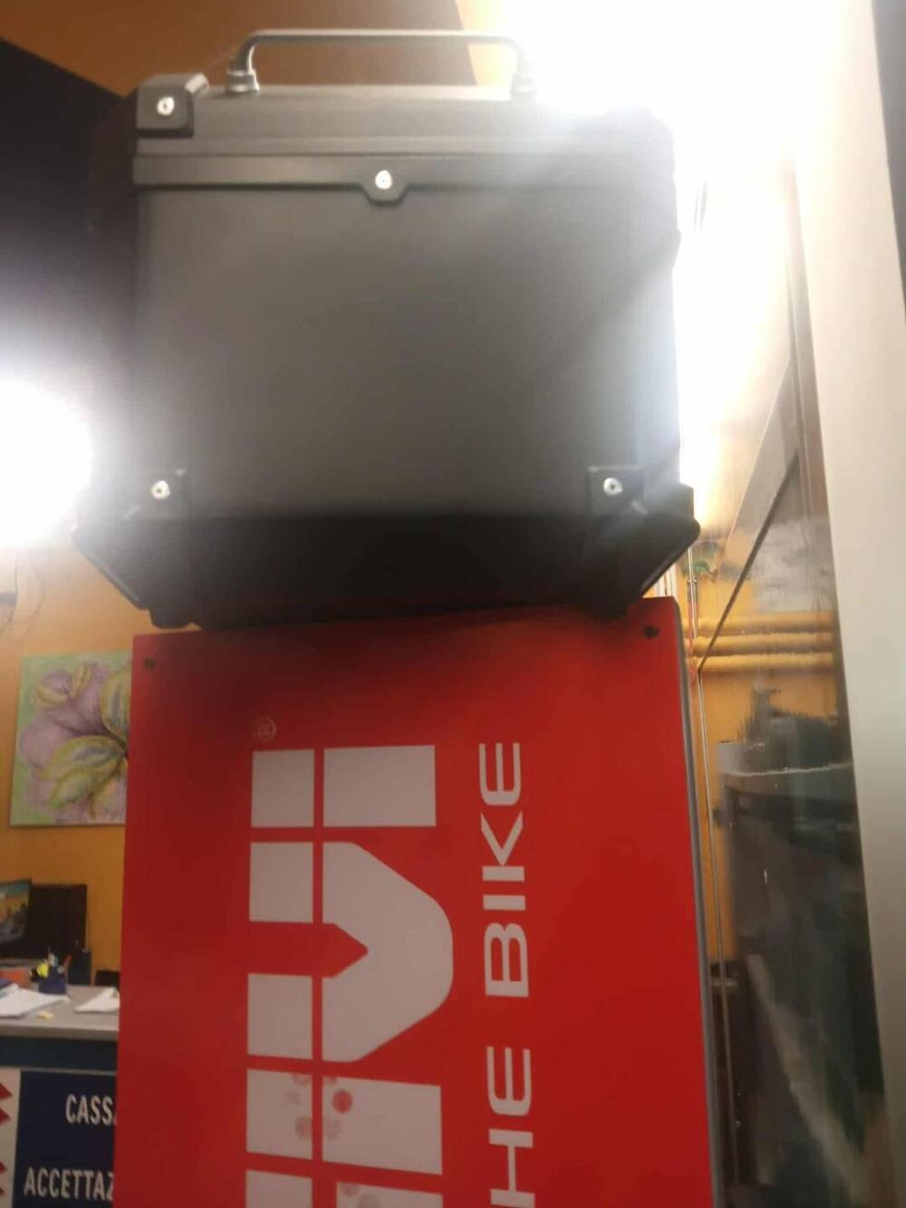 Bauletto in acciaio con portapacchi kappa