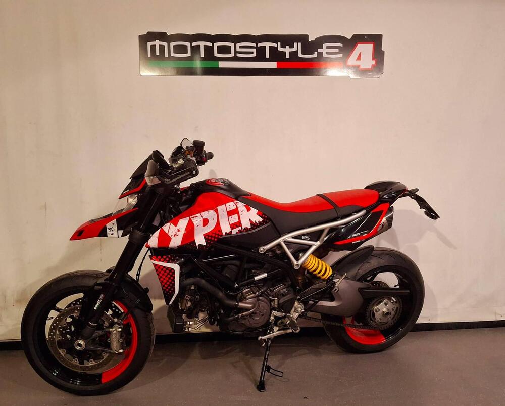 Ducati Hypermotard 950 RVE (2020) (2)