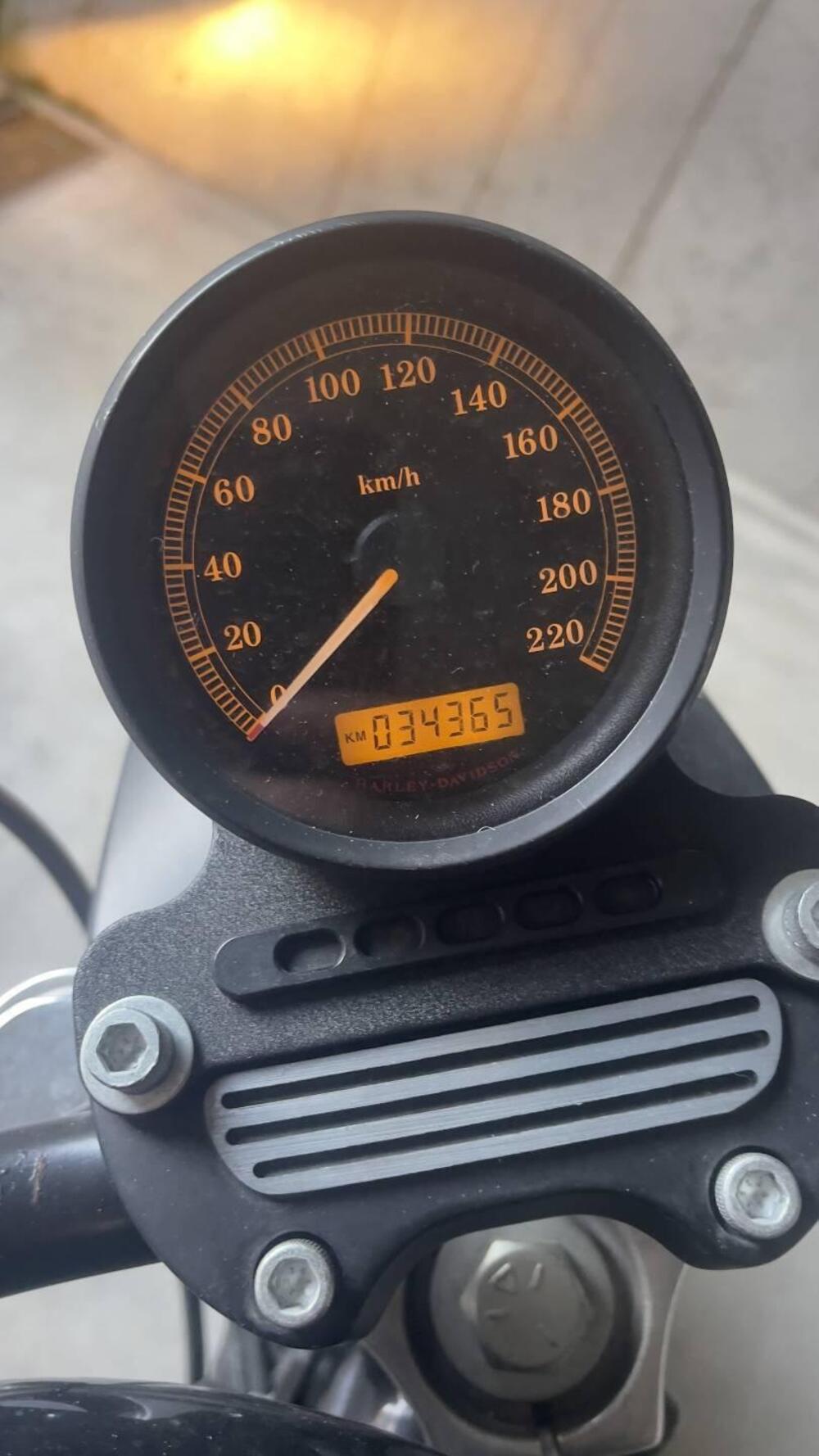 Harley-Davidson 883 R (2008 - 16) - XL 883R (3)