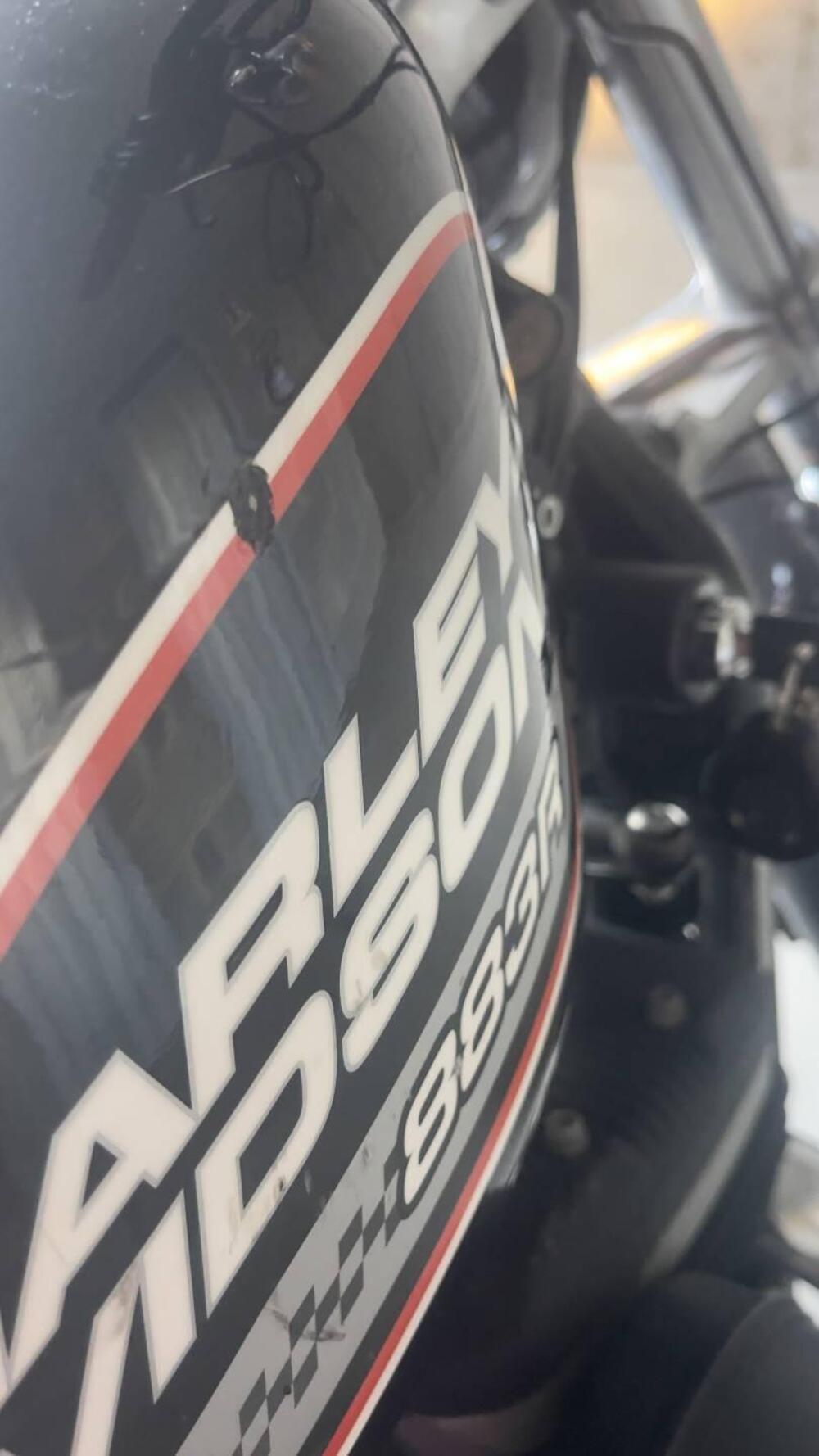 Harley-Davidson 883 R (2008 - 16) - XL 883R (5)