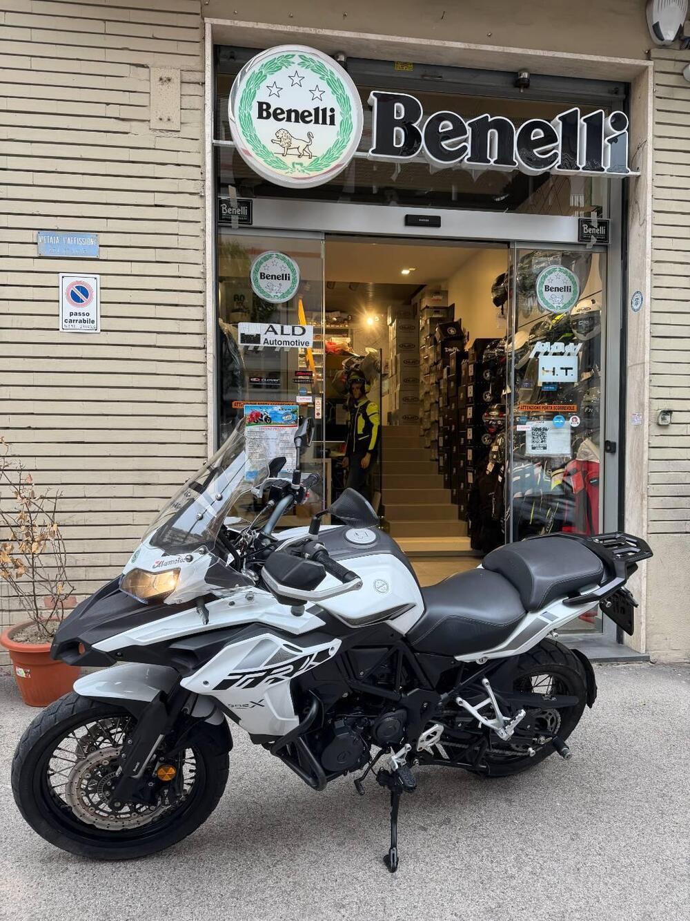 Benelli TRK 502X (2021 - 26) (2)