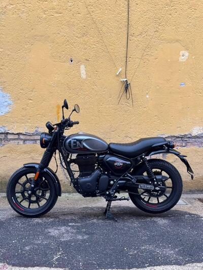 Royal Enfield HNTR 350 (2022 - 26) usata