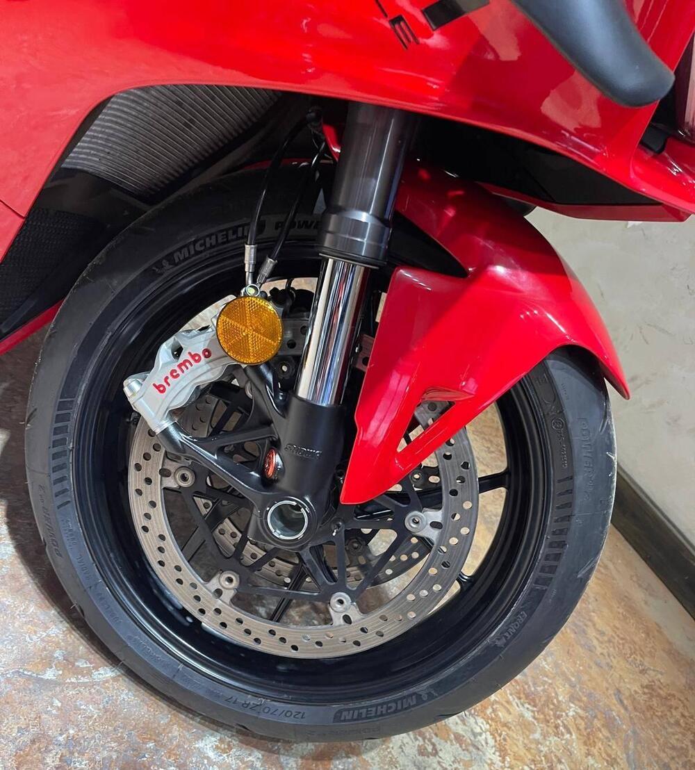 Ducati Panigale V4 S (2022 - 24) (10)