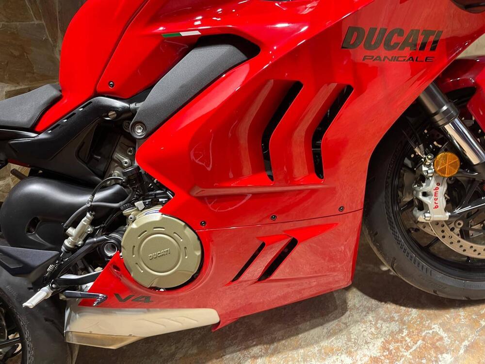 Ducati Panigale V4 S (2022 - 24) (11)