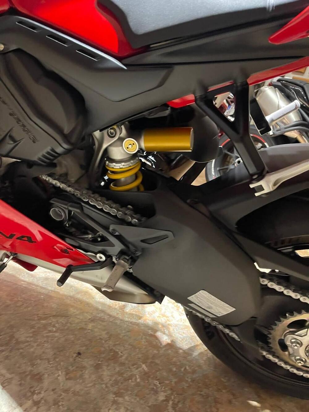 Ducati Panigale V4 S (2022 - 24) (15)