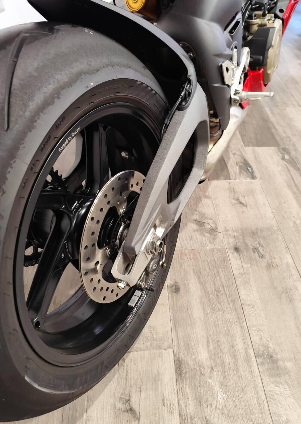 Ducati Panigale V4 S (2022 - 24) (17)