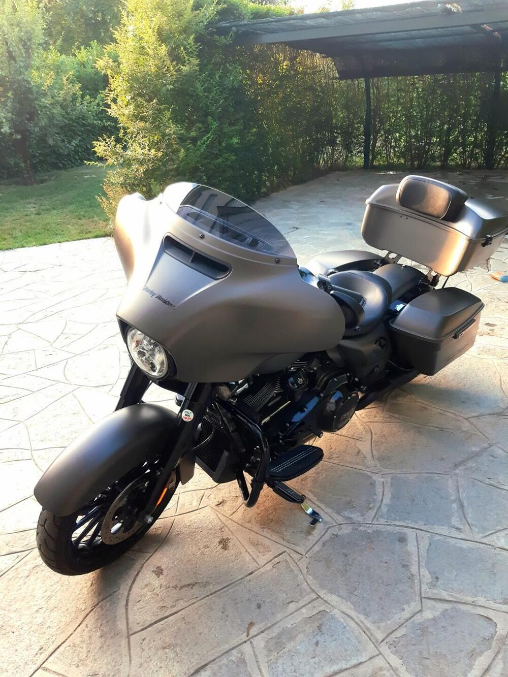 Harley-Davidson 114 Street Glide Special (2019 - 20) - FLHXS (2)