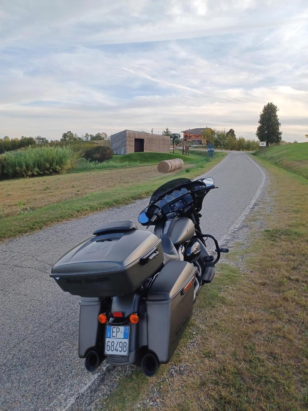 Harley-Davidson 114 Street Glide Special (2019 - 20) - FLHXS (3)