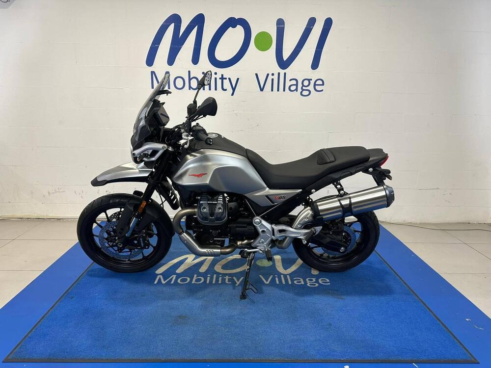 Moto Guzzi V85 TT (2024 - 26) (8)