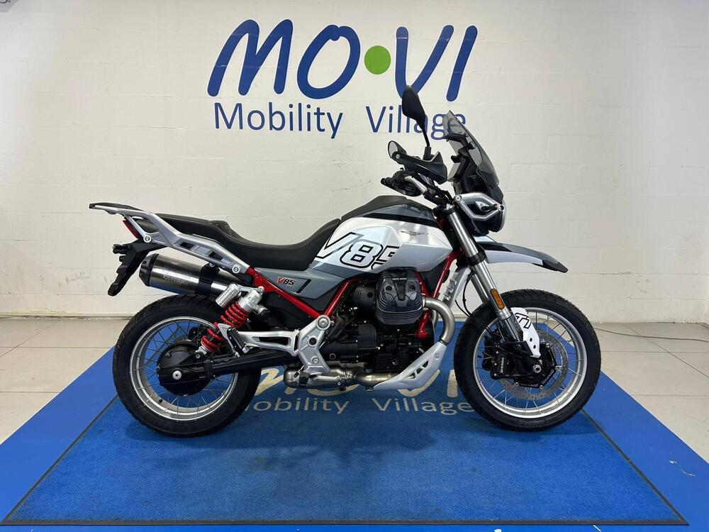 Moto Guzzi V85 TT (2024 - 26) (12)