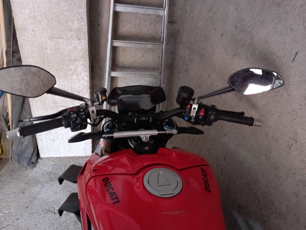 Ducati Streetfighter V4 S (2023 - 24) (2)