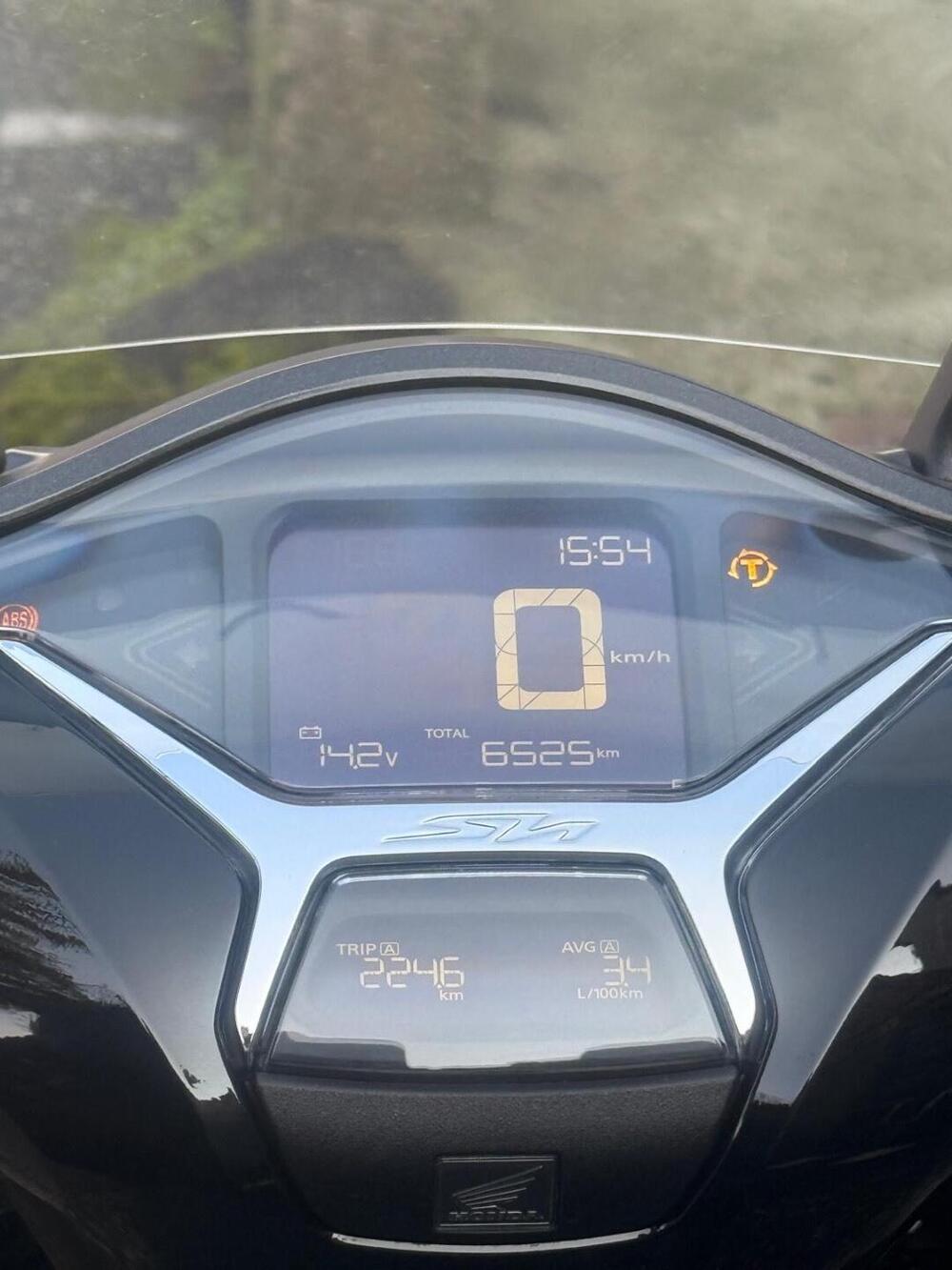 Honda SH 125i Sport (2024 - 25) (4)