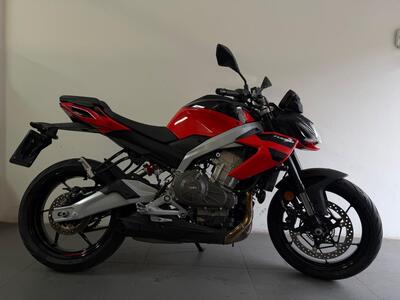 Aprilia Tuono 457 (2025 - 26) usata