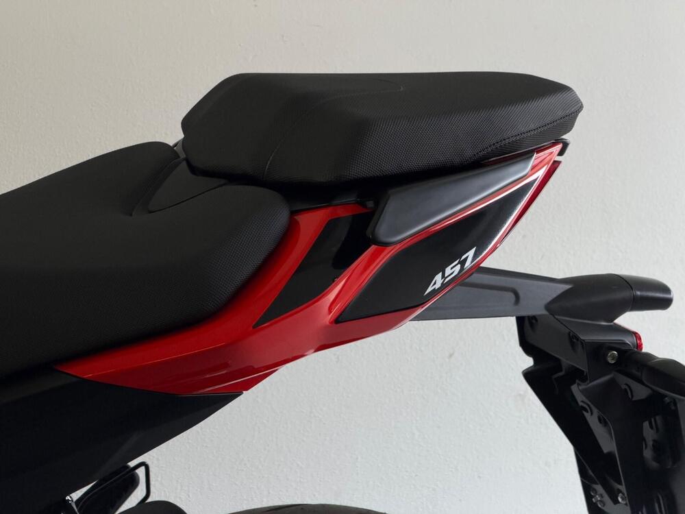 Aprilia Tuono 457 (2025 - 26) (6)