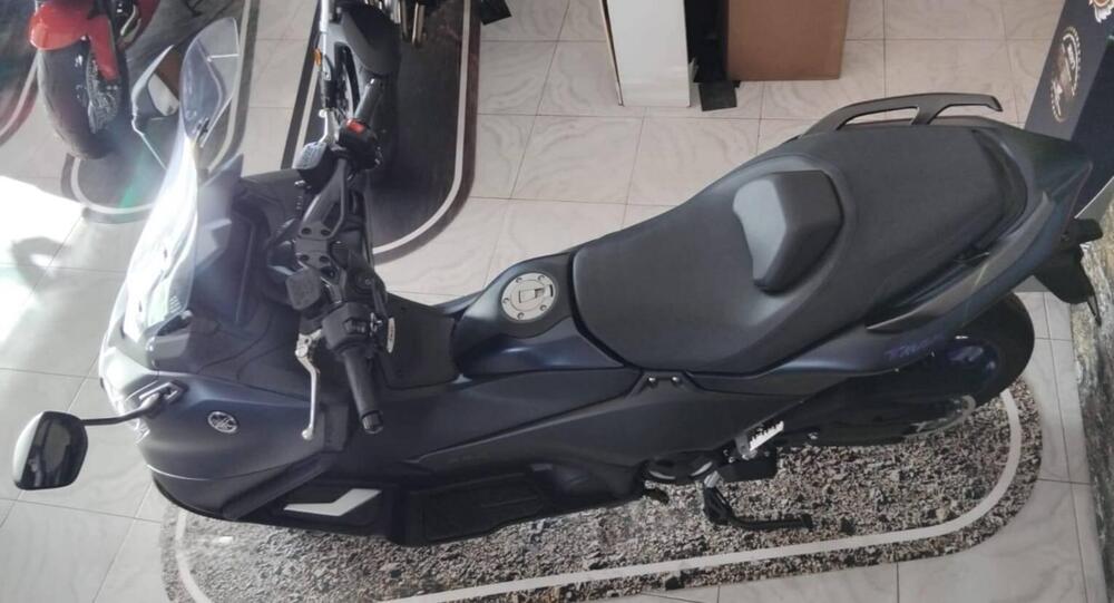 Yamaha T-Max 560 (2022 - 24) (5)