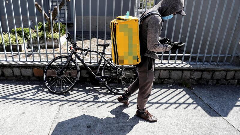 Rider con monopattino multato nel 2020: ora deve pagare 29mila euro per quattro sanzioni