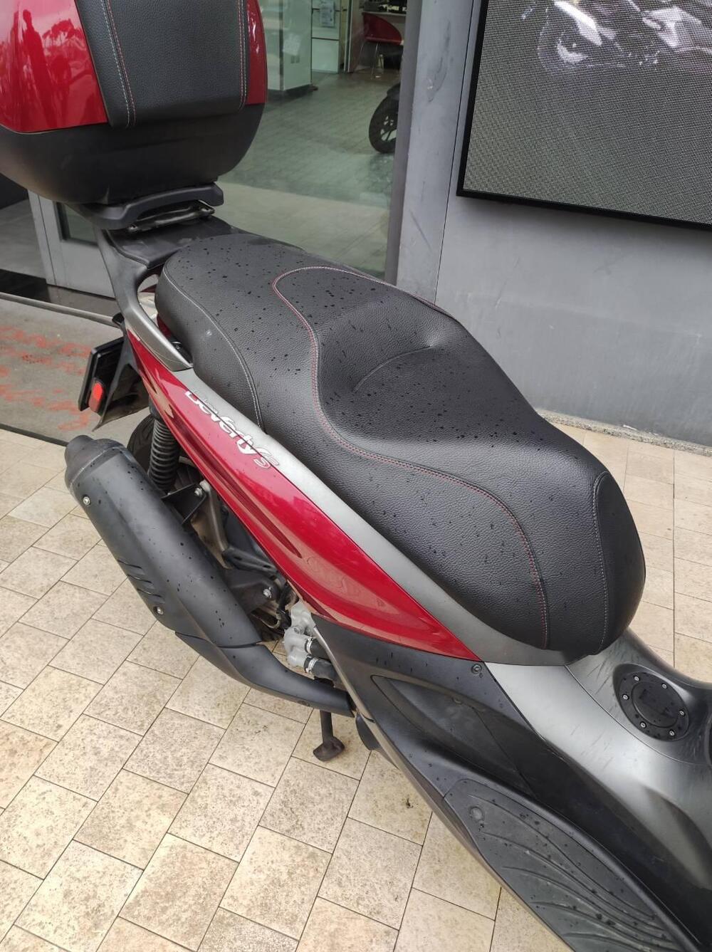 Piaggio Beverly 300 S i.e. ABS-ASR (2016 - 20) (4)