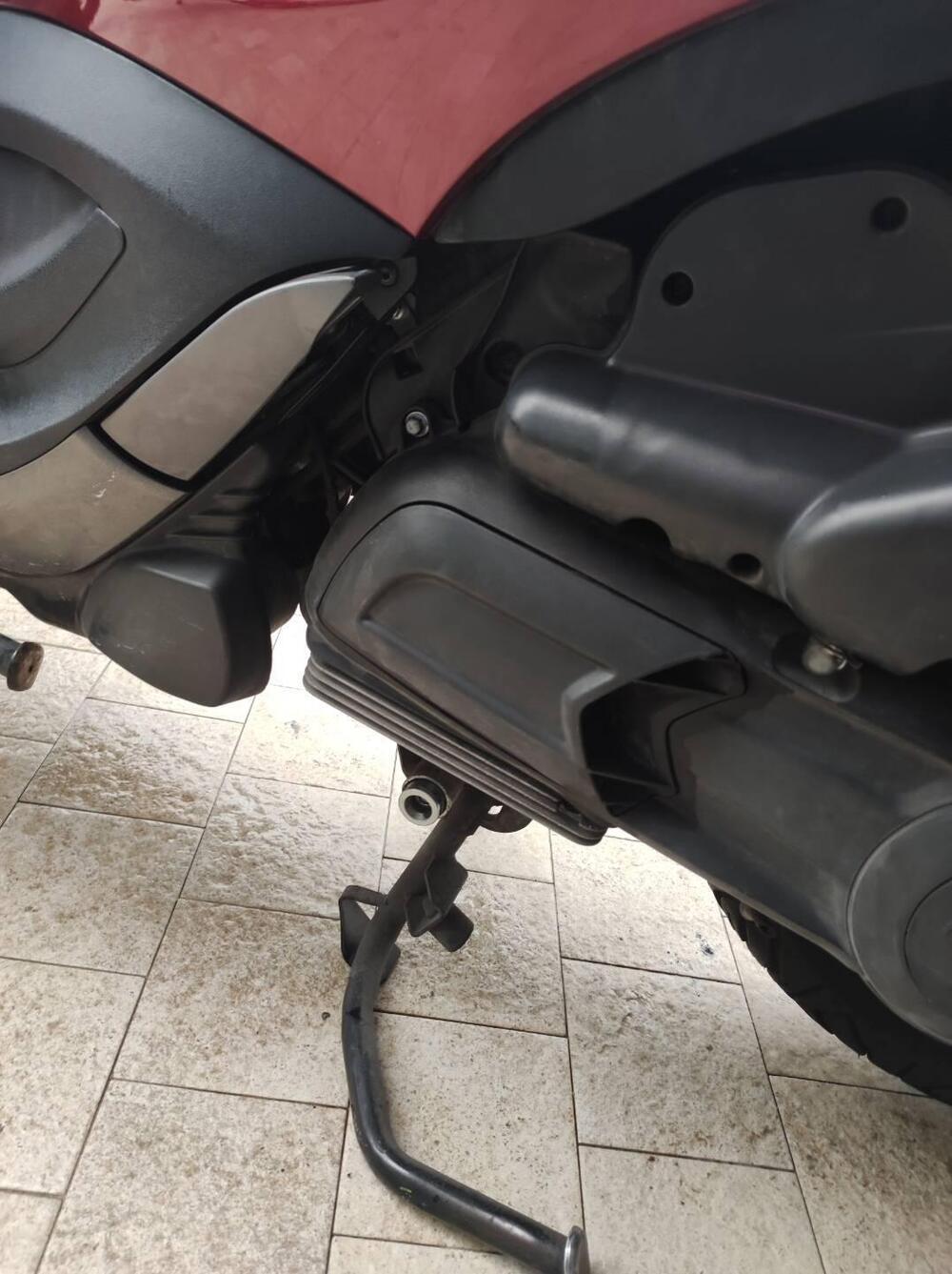 Piaggio Beverly 300 S i.e. ABS-ASR (2016 - 20) (8)