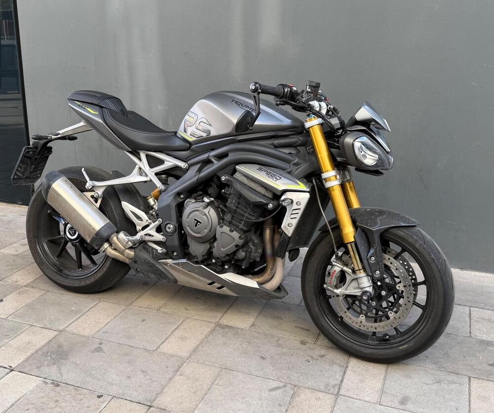 Triumph Speed Triple 1200 RS (2021 - 24) (4)