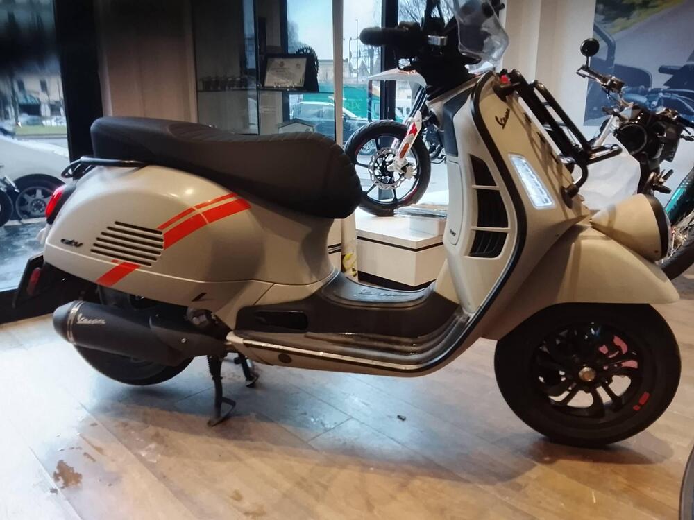 Vespa GTV 300 Hpe (2023 - 25)