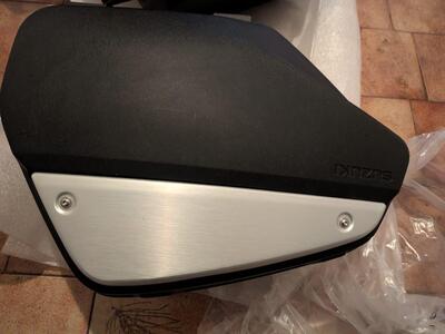 Bauletti Laterali Suzuki