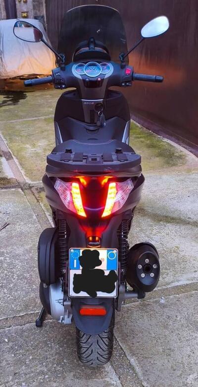 Piaggio Beverly 350 S ABS (2019 - 20) usata
