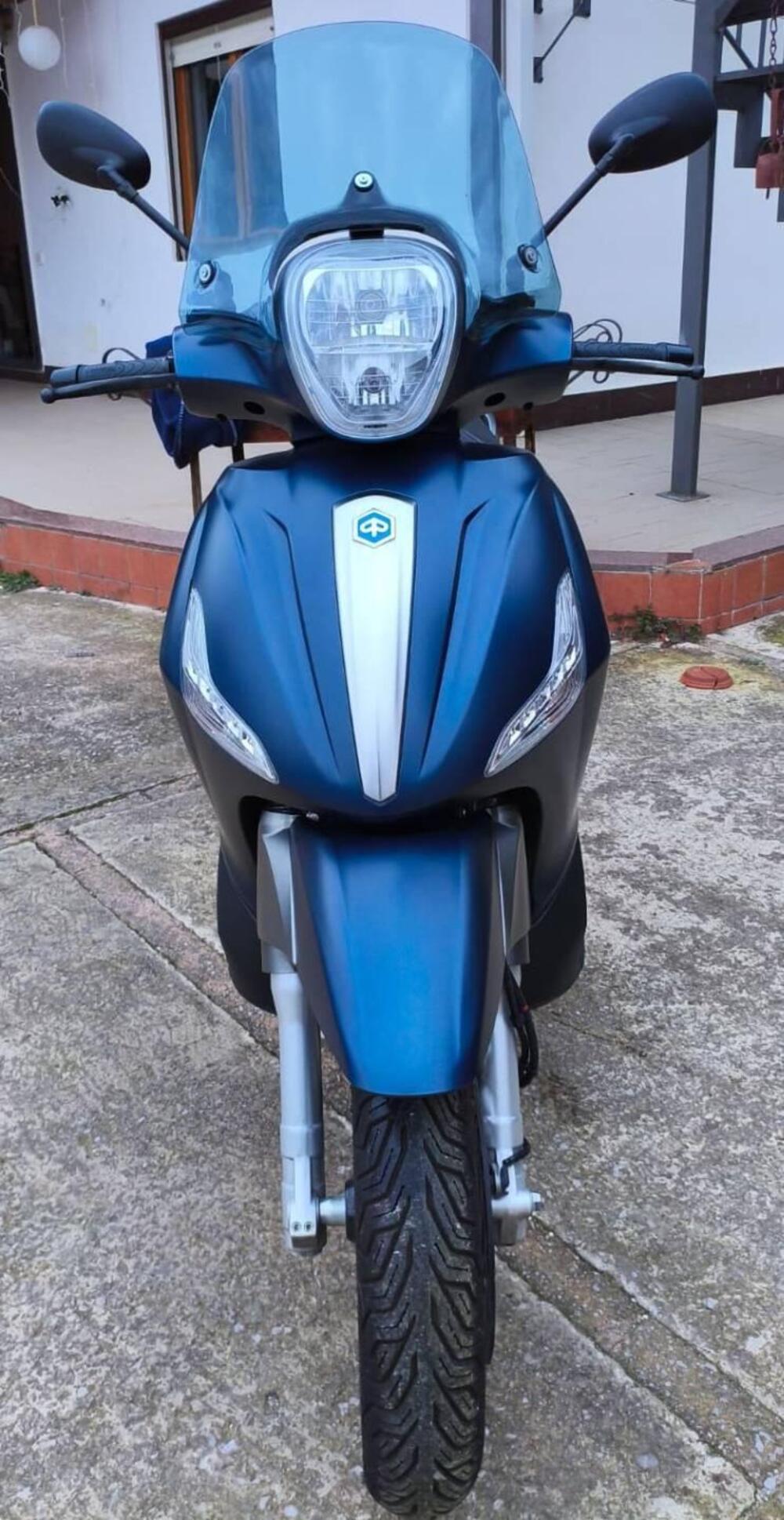 Piaggio Beverly 350 S ABS (2019 - 20) (5)