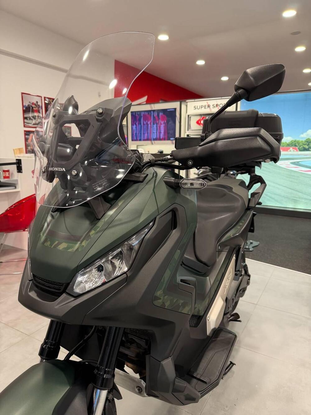 Honda X-ADV 750 (2018 - 20) (2)