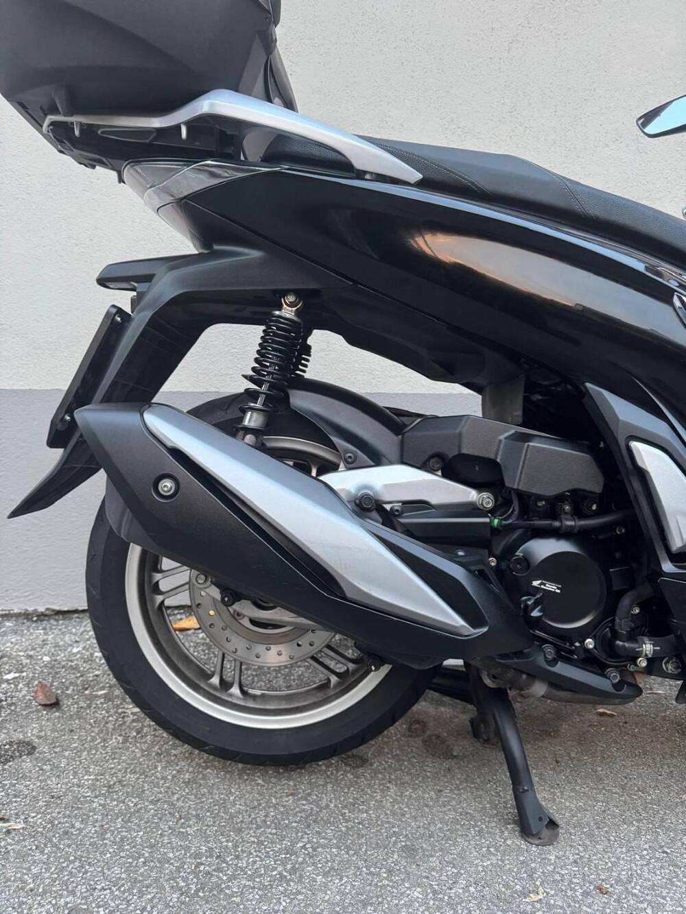 Honda SH 350 (2021 - 24) (13)