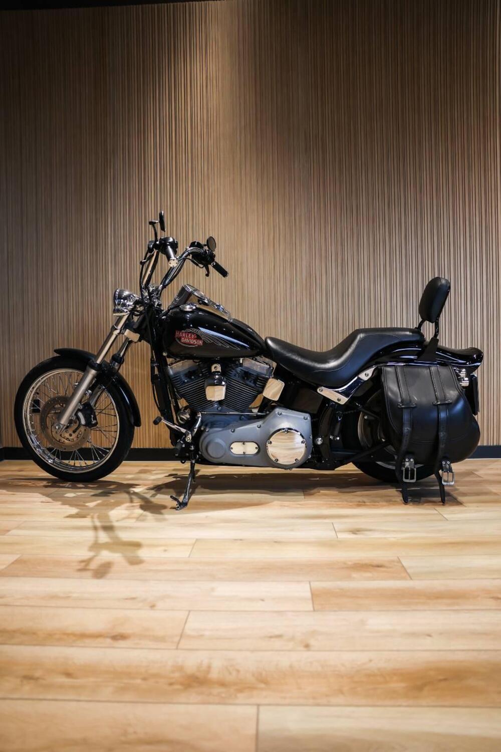 Harley-Davidson 1450 Standard (2002 - 05) - FXSTI (2)