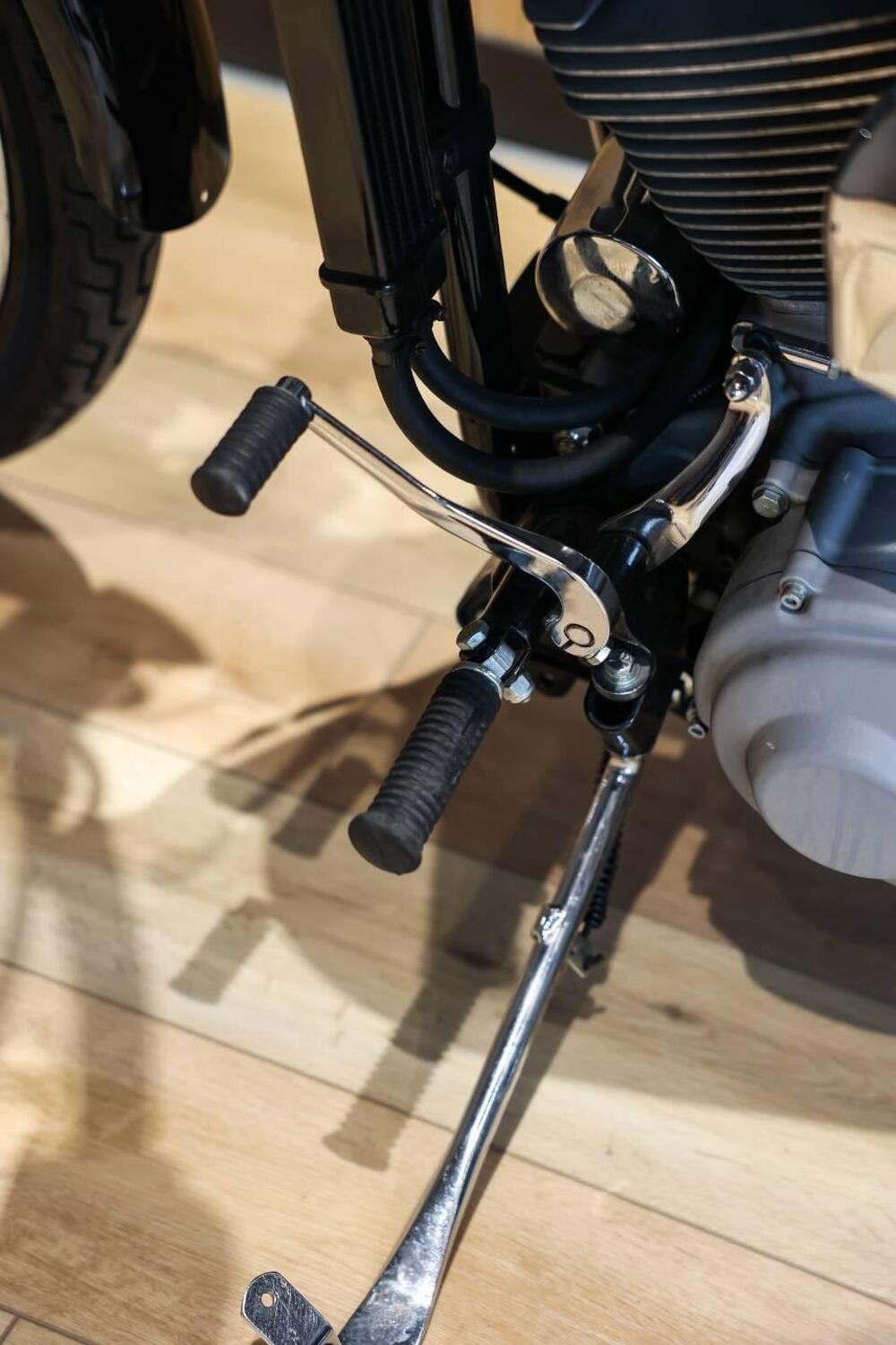 Harley-Davidson 1450 Standard (2002 - 05) - FXSTI (12)